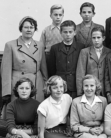 Realskolan år 1952
raja
Klassfoto                      

raja
Främre raden fr vänster Inger-Barbro Nilsson, Barbro Johansson, Korpklev och Aina Johansson, Hult.
Mellanraden fr vänster Maja-Lisa Almqvist, Göte Nilsson och Ludvig Karlsson.
Bakre raden fr vänster Bruno Germundsson och Jan Gustafsson Väsby Oppeby,¨
Källa: Studiegruppen hembygdsgården 
Nyckelord: Realskolan Kisa