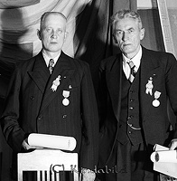 Filnamn=Falk - aa0104z - HDx03 - ej nr.jpg
Filstorlek=49KiB
Dimensioner=441x450
Uppladdade datum=Jan 09, 2014 Falk - aa0104z - HDx03 - ej nr.jpg