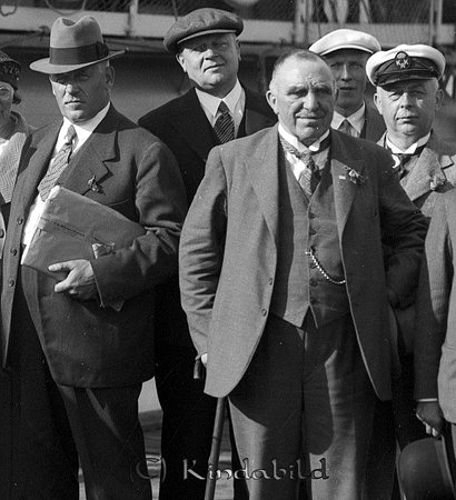 Utflykt med SS Kinda vid Hovby brygga
